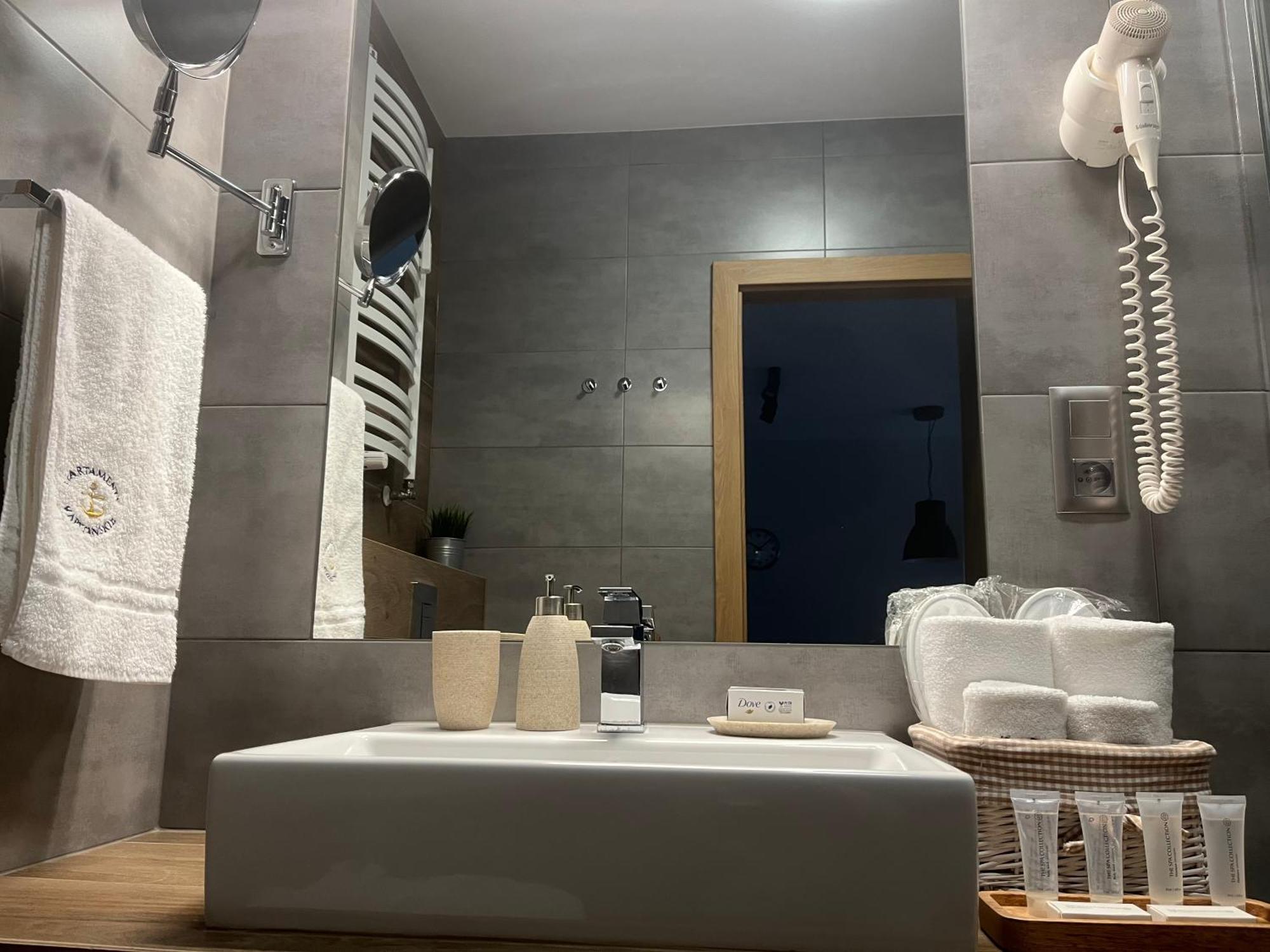 Apartamenty Kapitanskie Blizej Morza Kołobrzeg Esterno foto