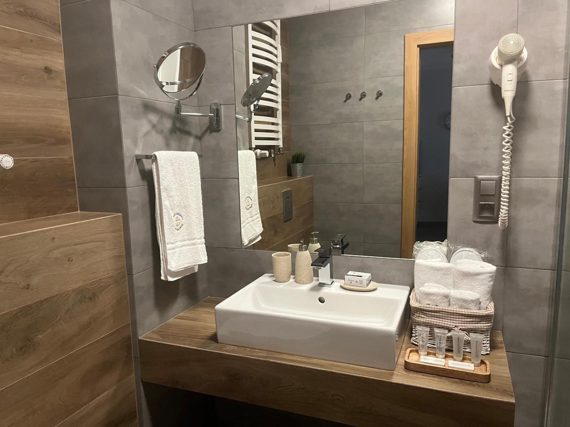 Apartamenty Kapitanskie Blizej Morza Kołobrzeg Esterno foto